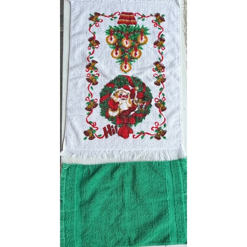 Vintage JCPenney Christmas Hand Towel Set Green Santa Claus Wreath Fringed USA
